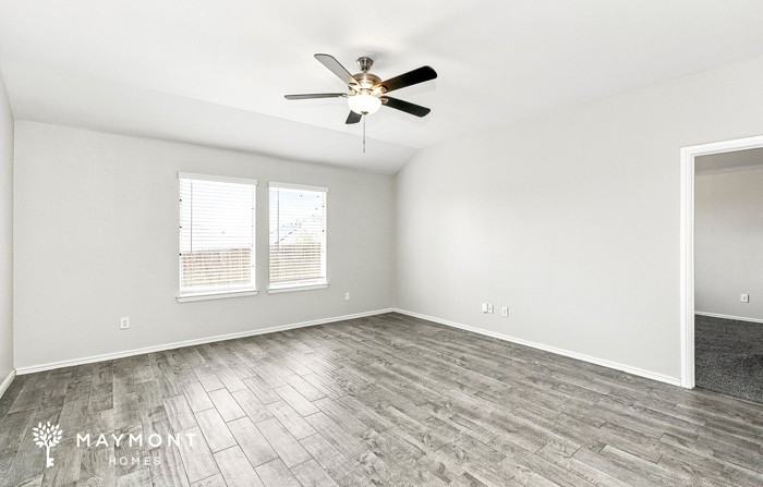 9765 Walnut Cove Dr - Photo 5 of 15