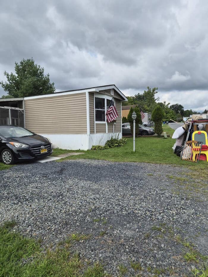 58 Peeble Ln #48 - Photo 2 of 22