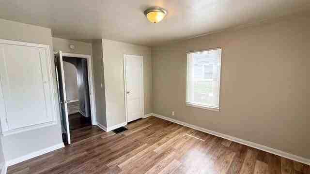 3736 Baltimore Ave - Photo 7 of 14