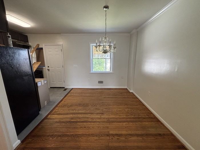 4199 White Ave - Photo 4 of 16