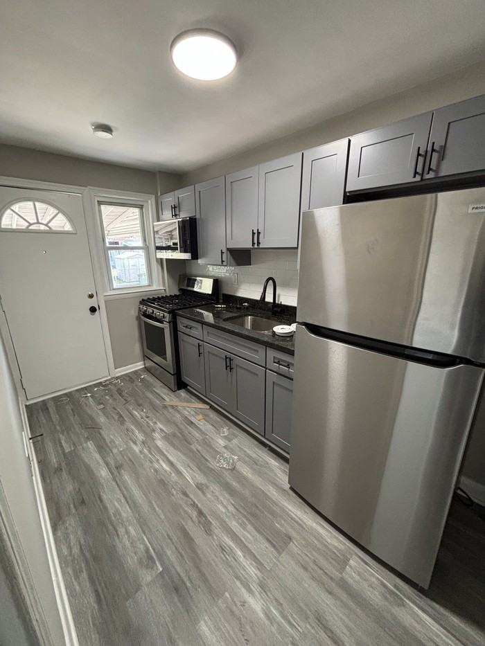 3799 Ravenwood Ave - Photo 5 of 21