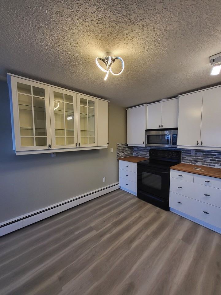 103 - 823 1st Ave Nw - Photo 2 of 16