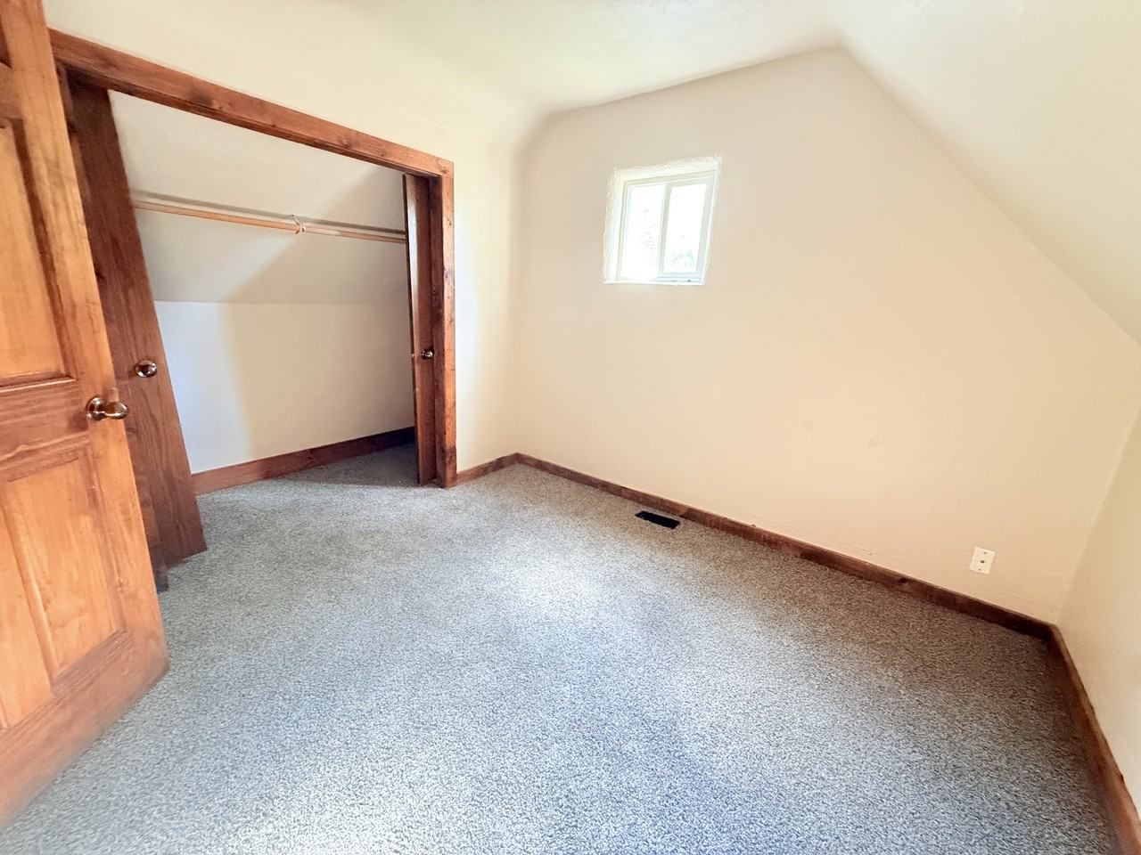 1305 S Norton Ave #NA - Photo 2 of 8