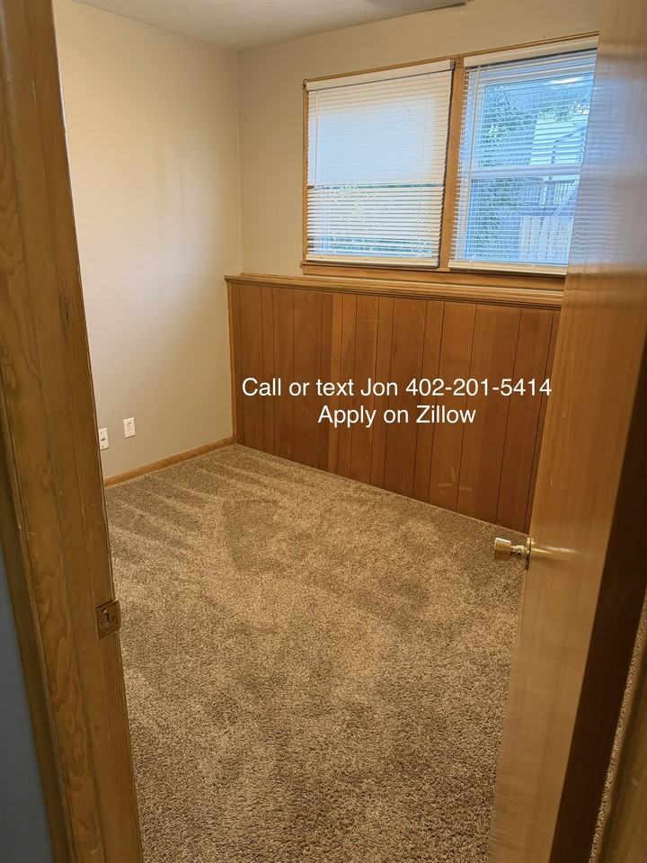 8203 Q St #3 - Photo 7 of 10