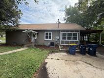 915 1st St W - Photo 1 of 1