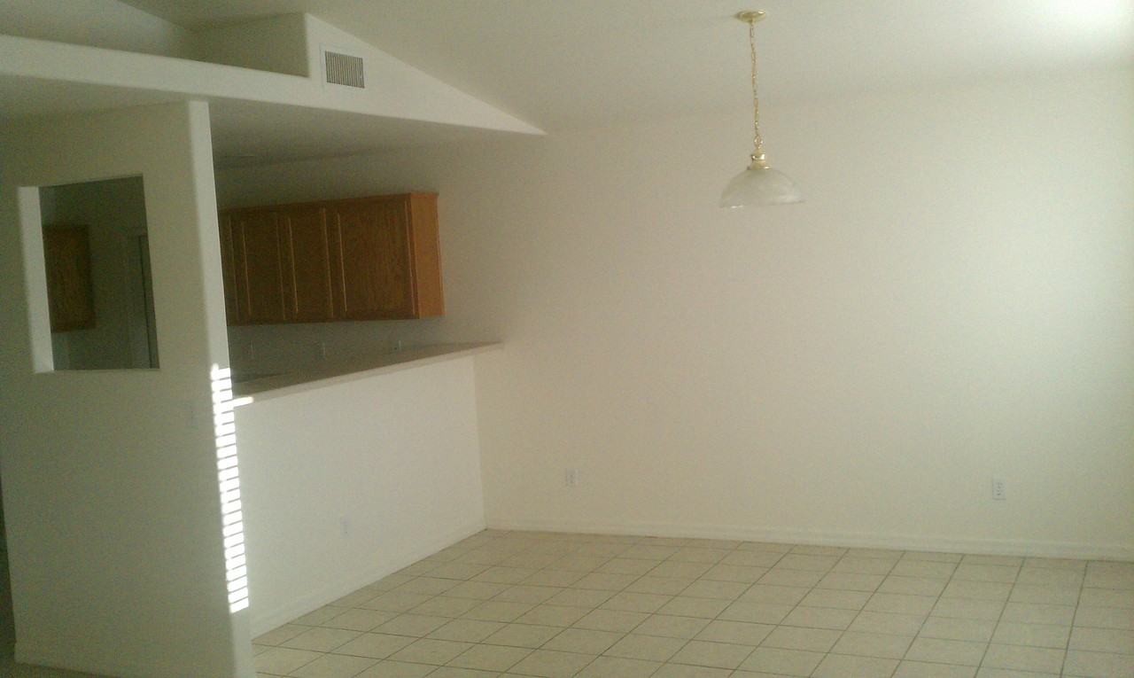 3458 N Diamond St #NA - Photo 3 of 20