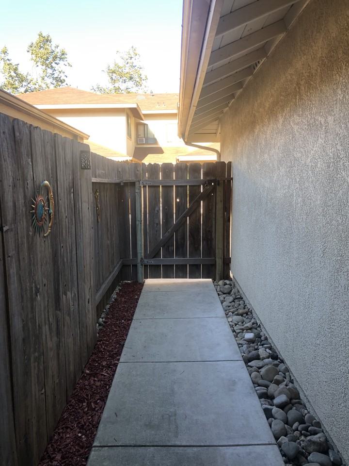 62 Village Circle Dr #62 - Photo 3 of 20