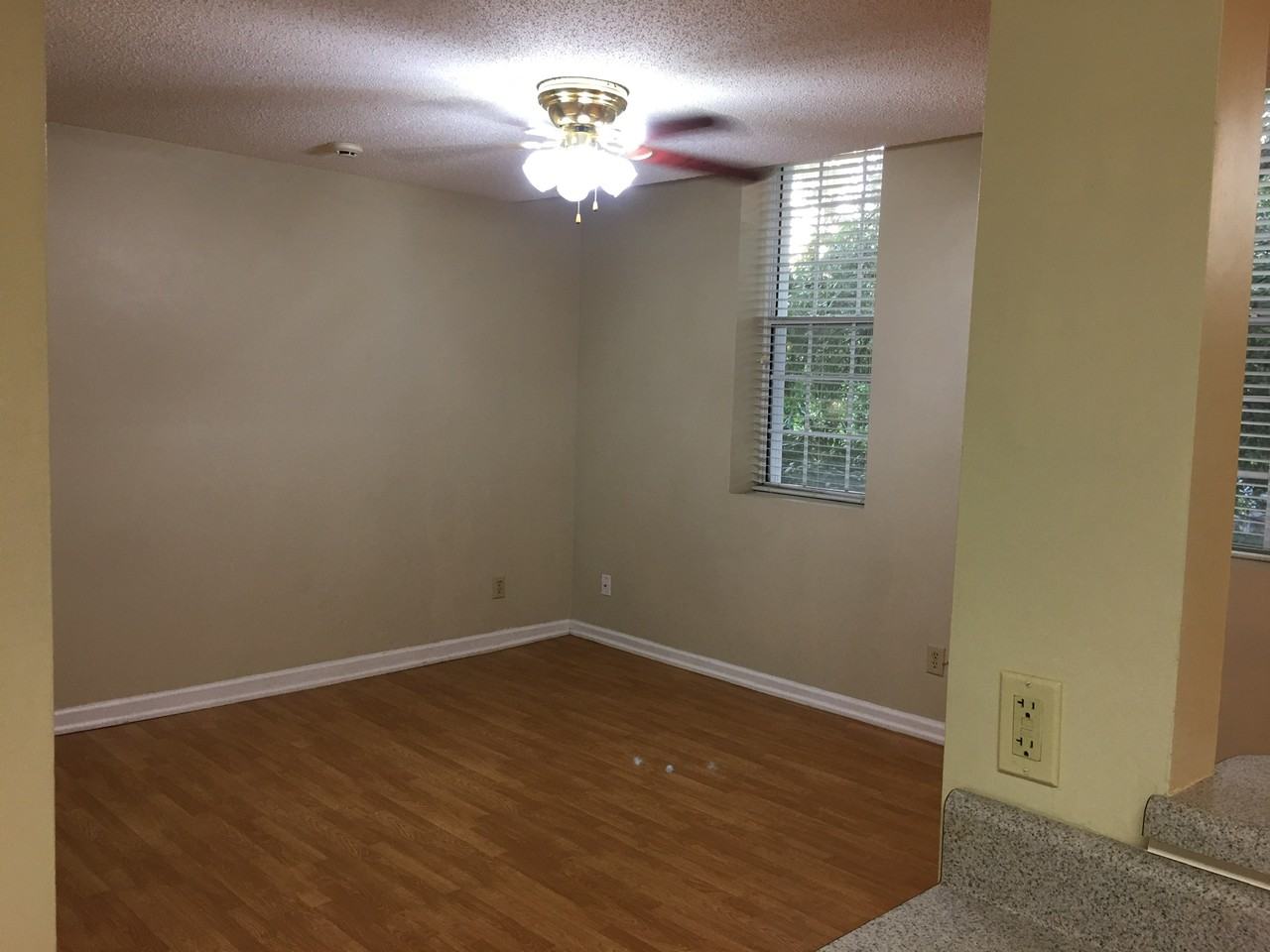 119 W Carolina Ave #B - Photo 5 of 28