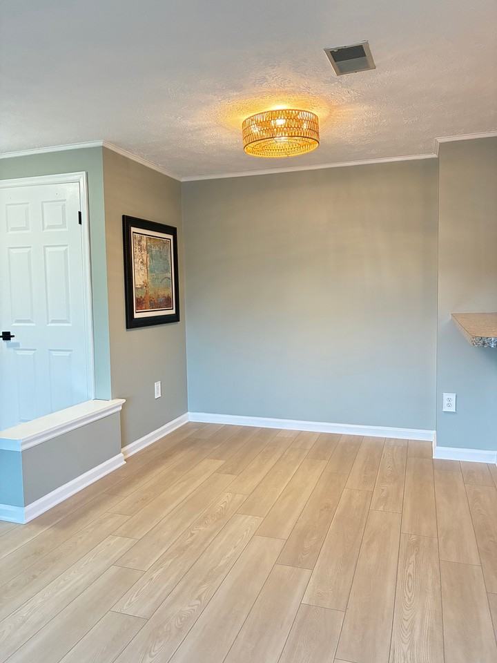 815 Stratford Way #M - Photo 7 of 17