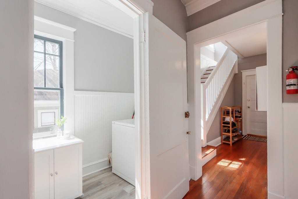 594 Seminole Ave Ne - Photo 5 of 20
