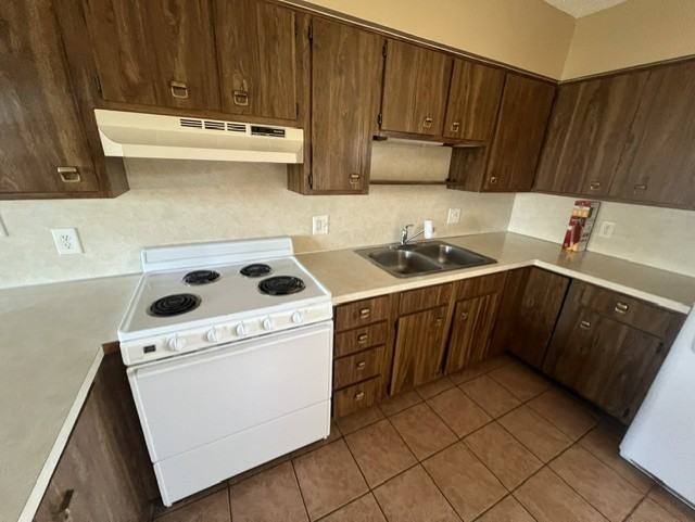2445 S Isabella Rd #A - Photo 4 of 12