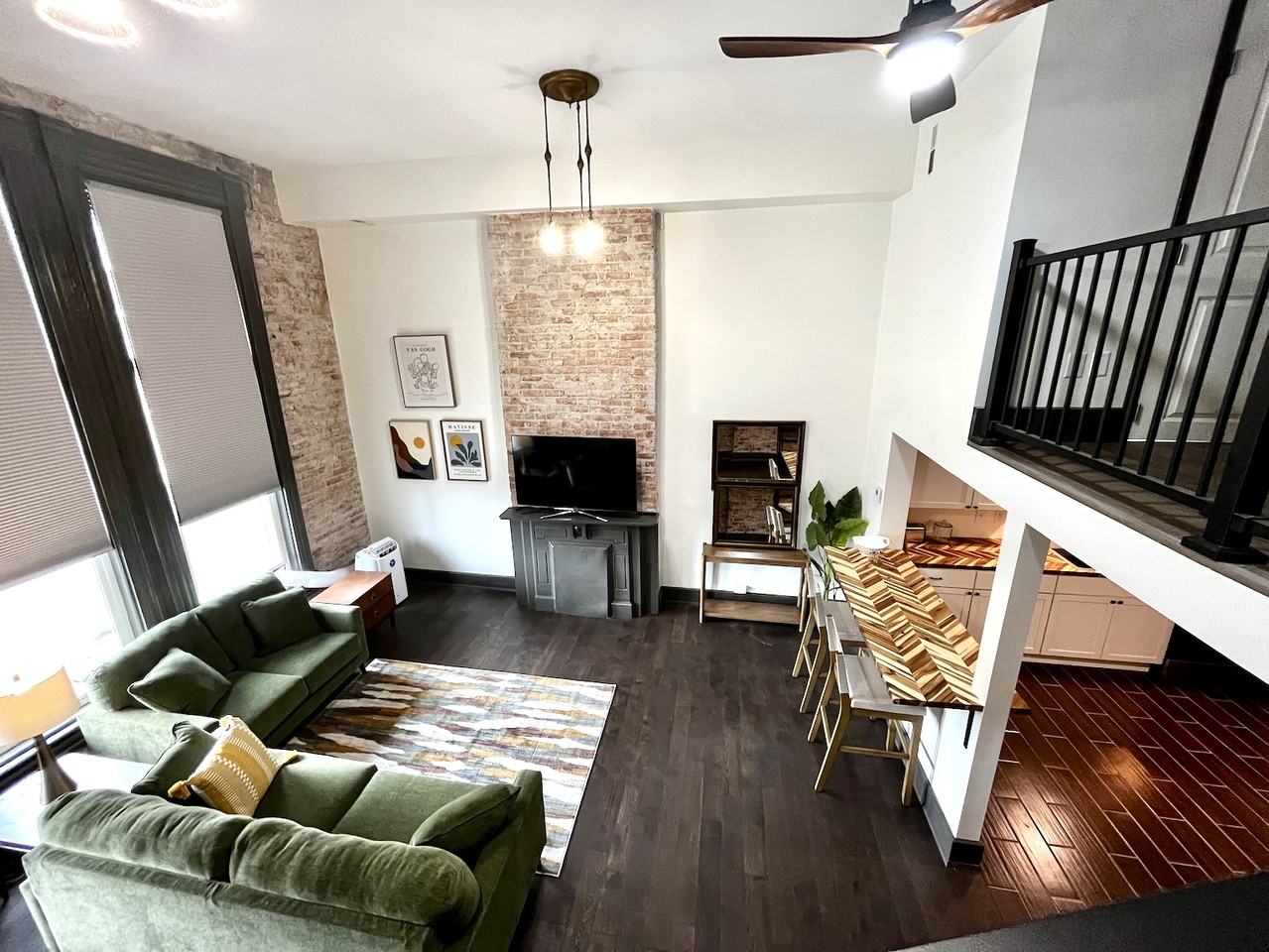 33 N Paint St #214 - Photo 3 of 14