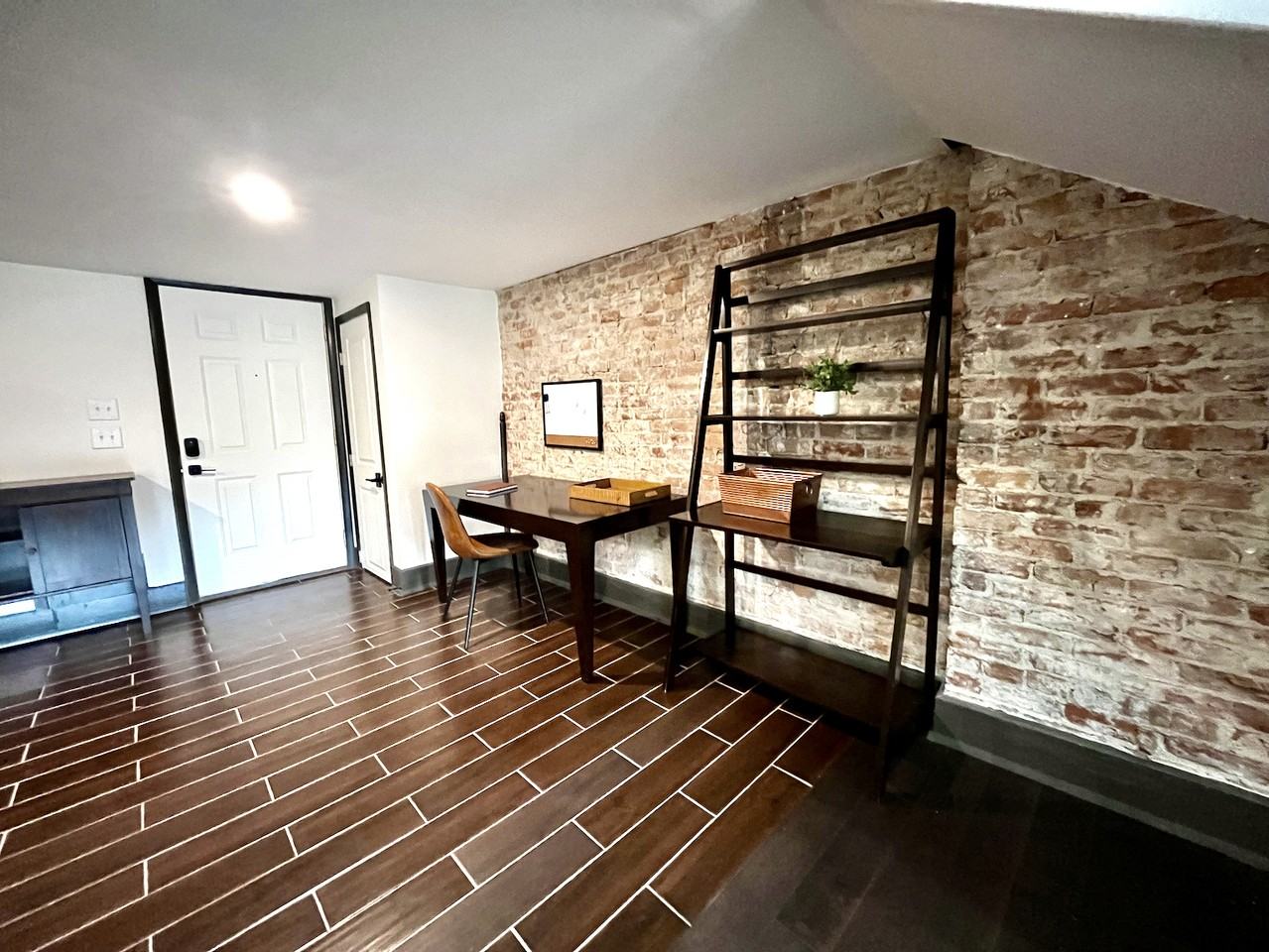 33 N Paint St #214 - Photo 6 of 14