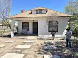 featured image of 917 N 8th St