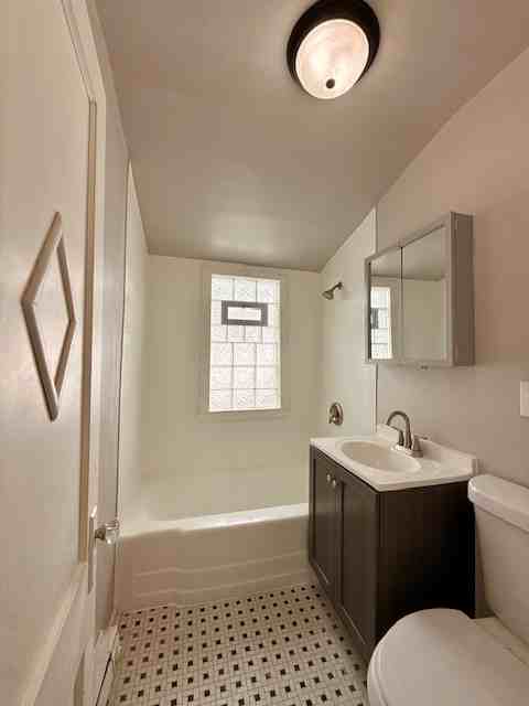 4572 N 38th St #2 - Photo 6 of 9