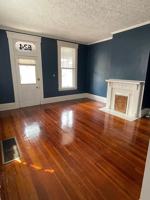 featured image of 624 W 12th St #1
