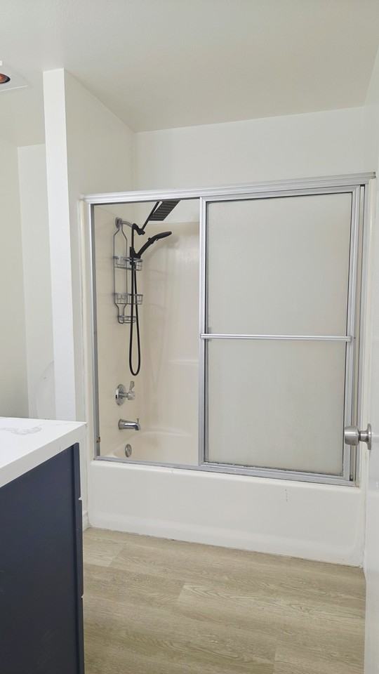 713 Walnut Dr #17 - Photo 5 of 9