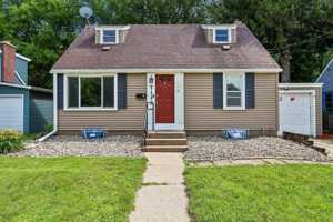 featured image of 7113 South Ave