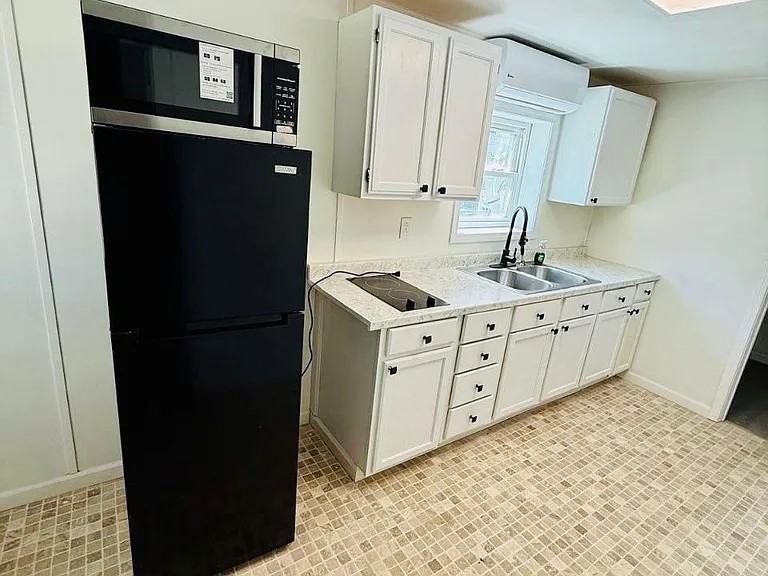 7304 Kentucky Ave #2 - Photo 5 of 5