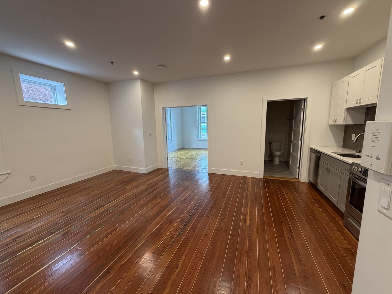 4 Elliot St #9 - Photo 7 of 10