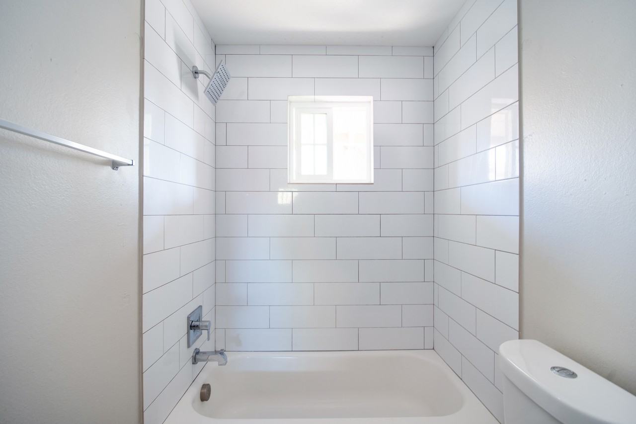 933 S Farmer Ave #945-1 - Photo 7 of 16
