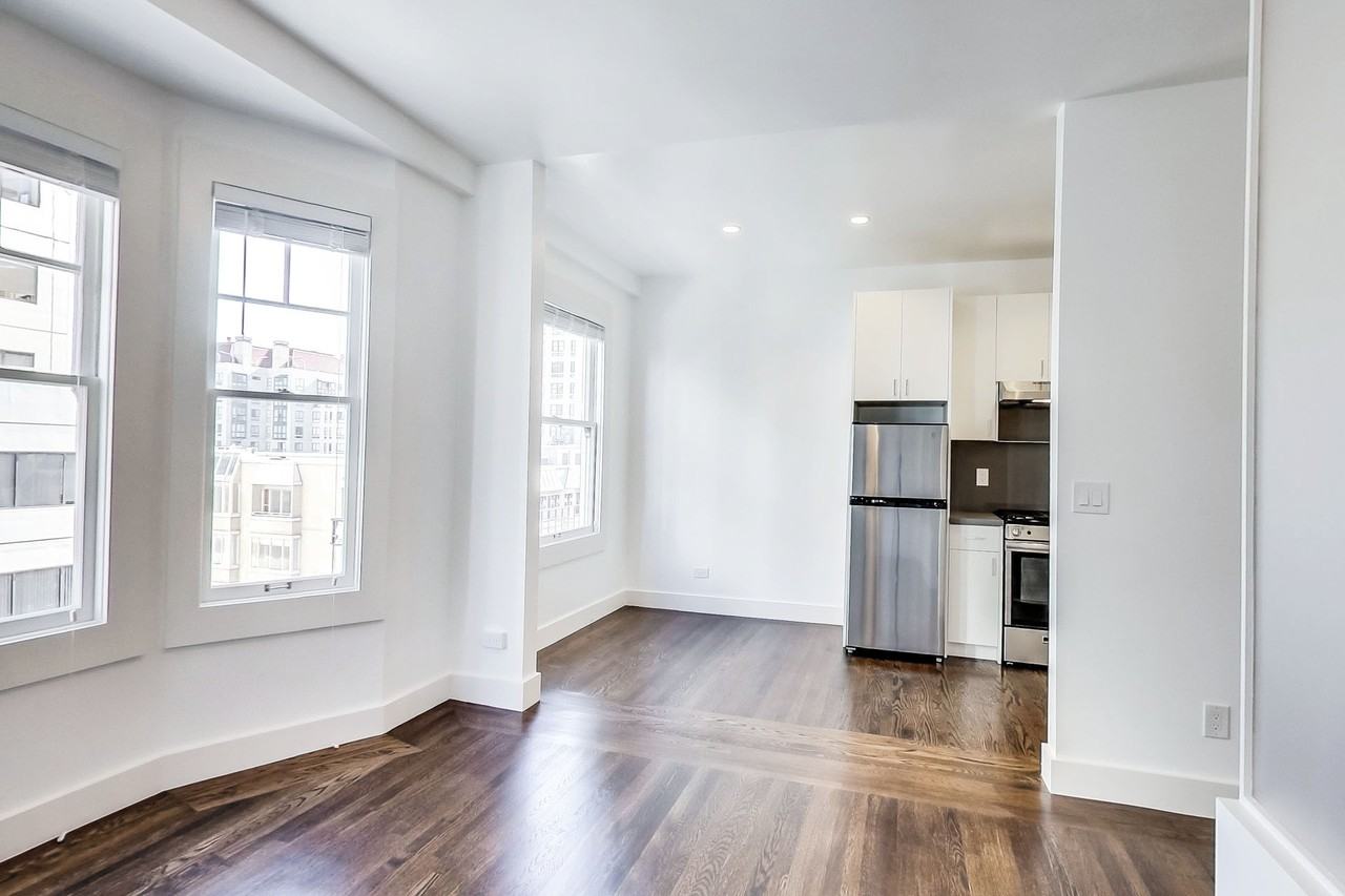 1405 Franklin - Photo 6 of 19