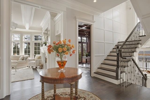 164 Oxford Rd - Photo 2 of 20