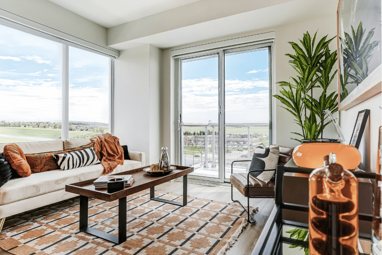610 Martin Grove - Photo 4 of 50