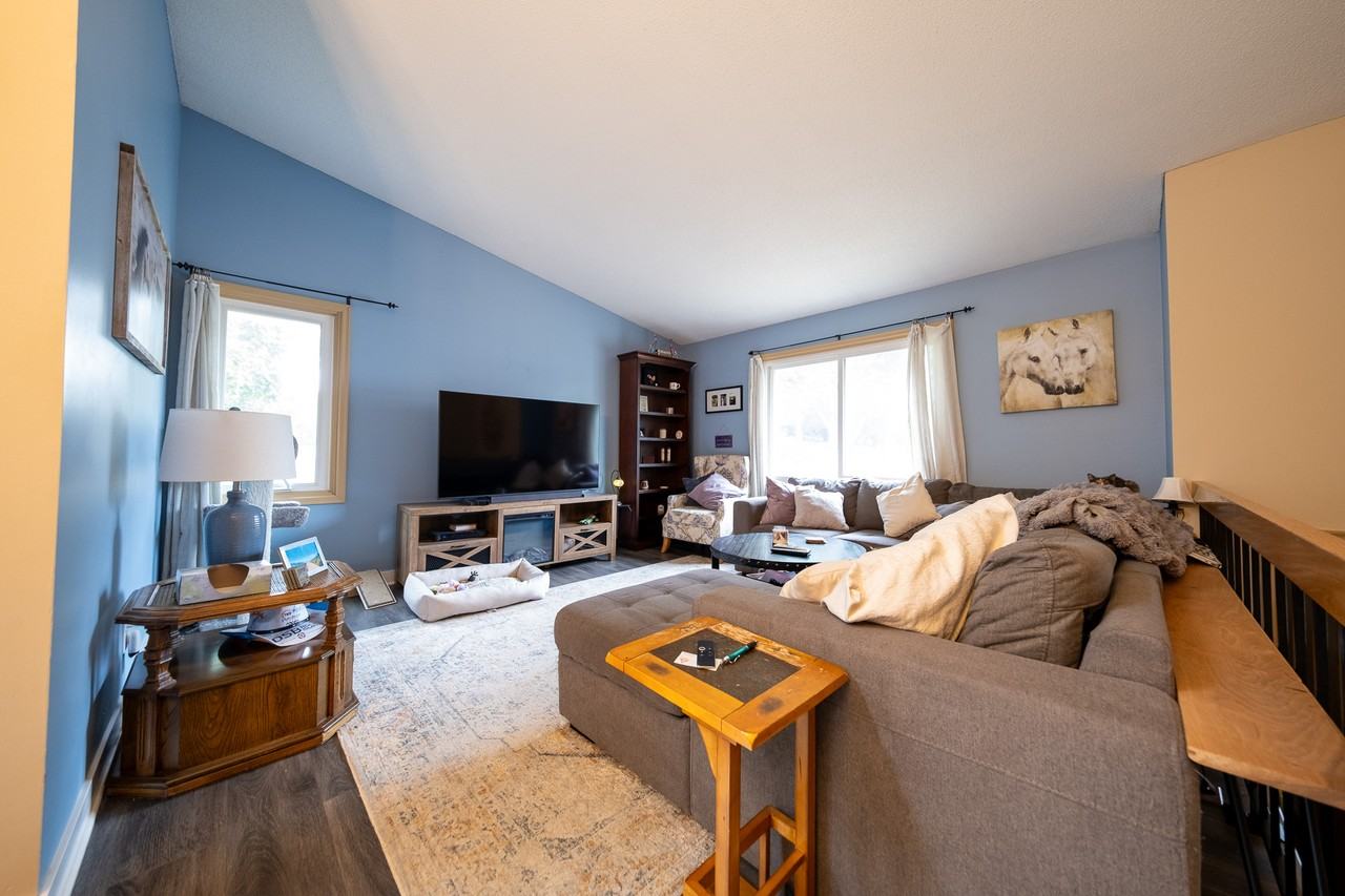 4222 Goldenrod Ln N #1 - Photo 4 of 22