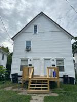 featured image of 210 Baldwin St