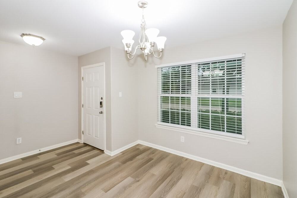 8410 Tararin Ln - Photo 6 of 17