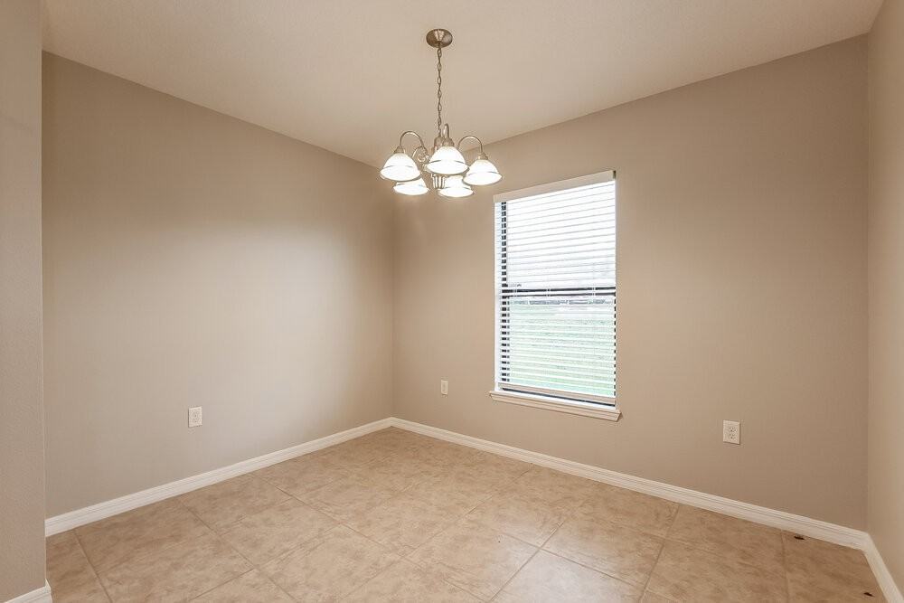 4292 Abaco Dr - Photo 5 of 16