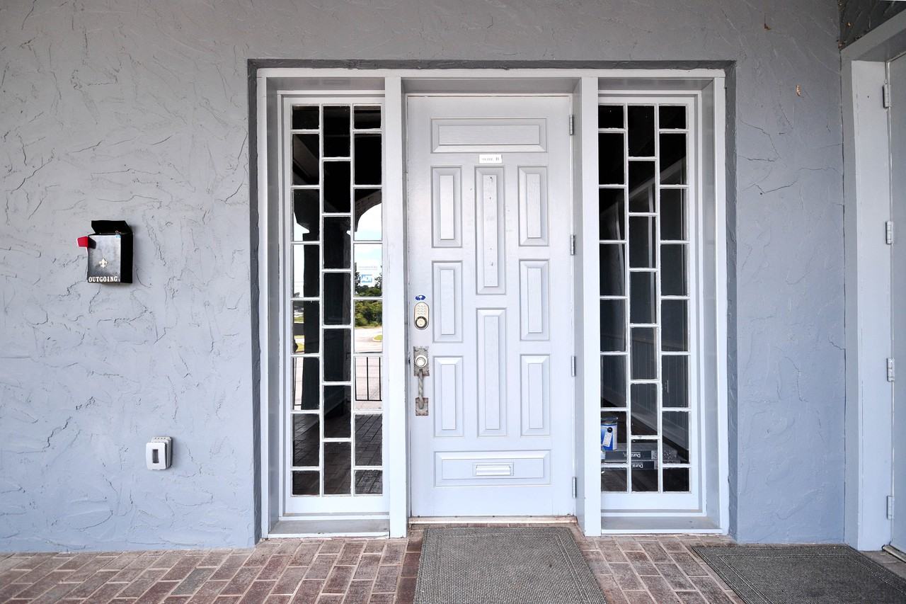 15 Wellington Ave #B - Photo 2 of 10