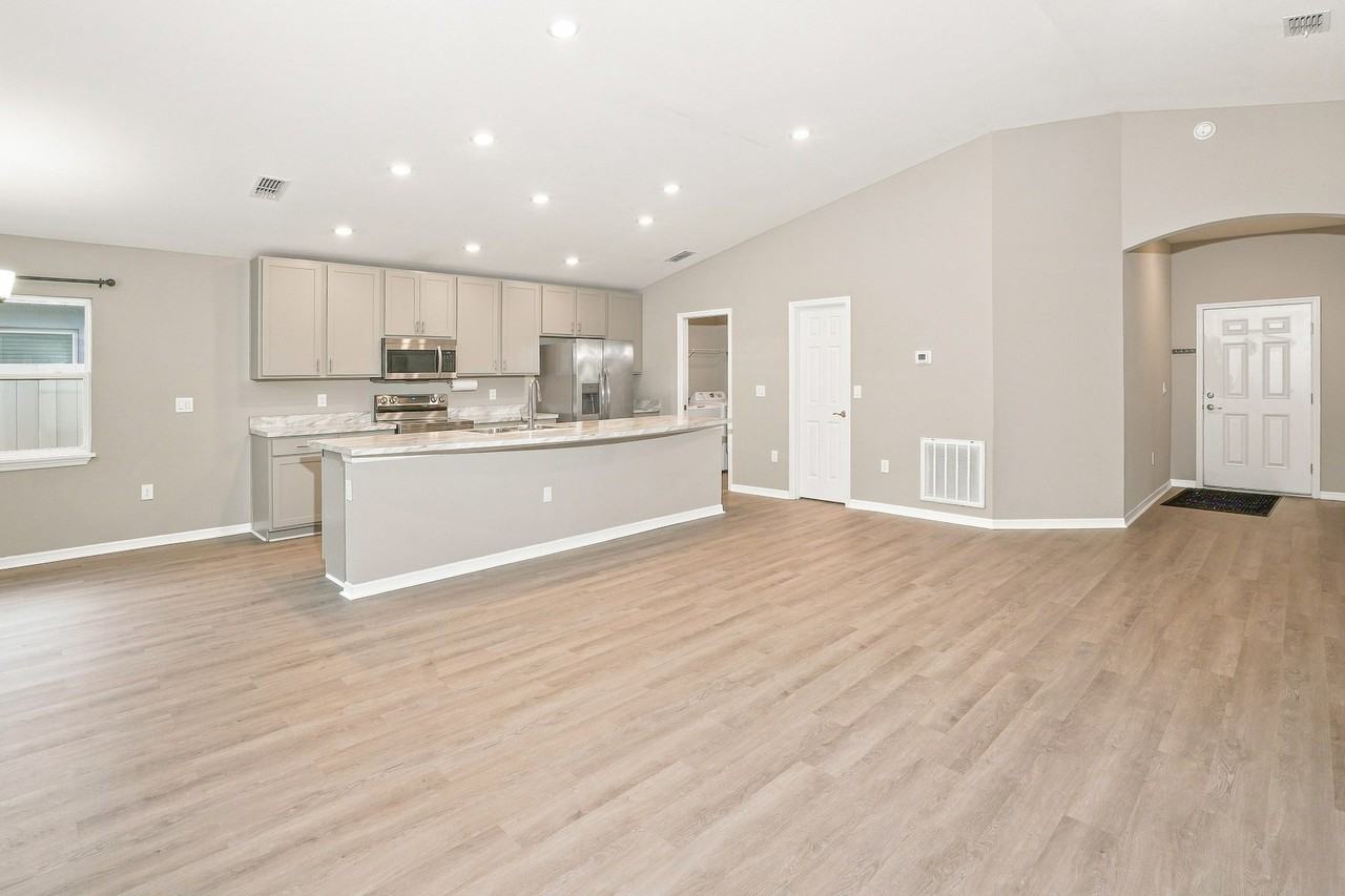 2590 San Marco Way #1 - Photo 4 of 21