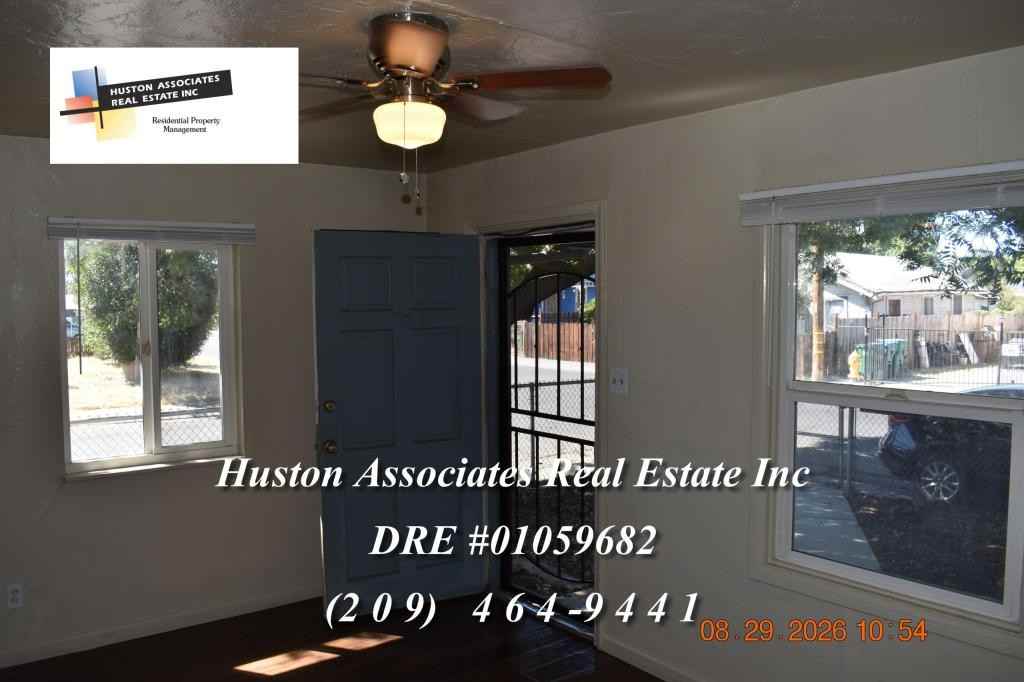 1702 Sunnyside Ave - Photo 2 of 9