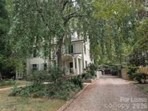 923 Henley Pl - Photo 1 of 1