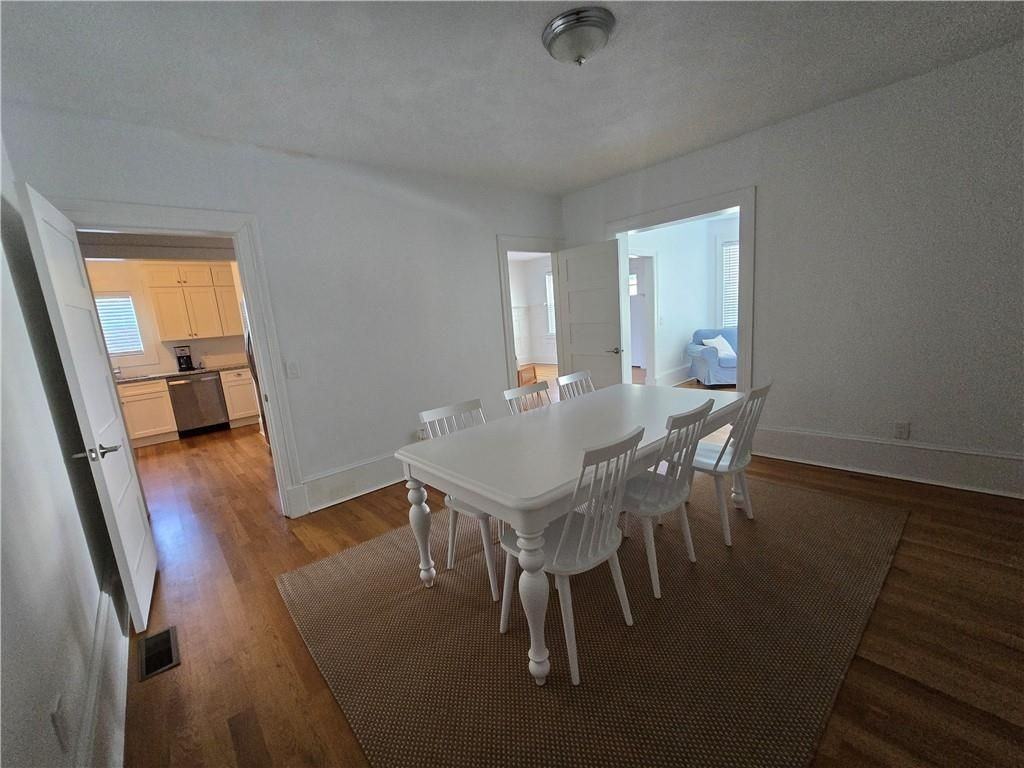 2245 Cranston St ##2 - Photo 6 of 25