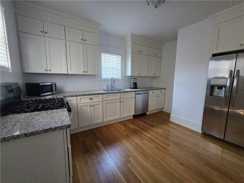 2245 Cranston St ##2 - Photo 7 of 25