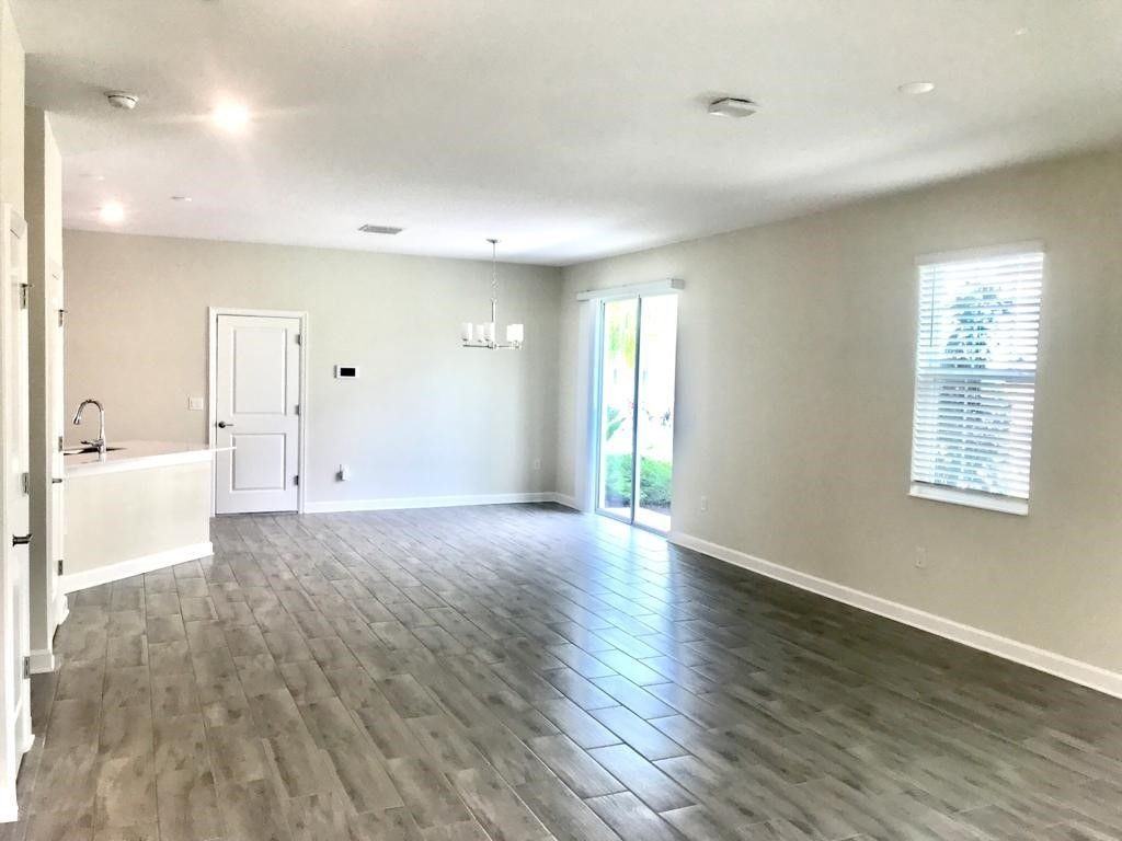 1367 Shinnecock Hills Dr - Photo 3 of 23