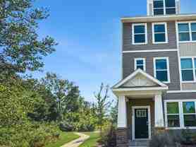 5228 Hampton St Ne - Photo 1 of 1