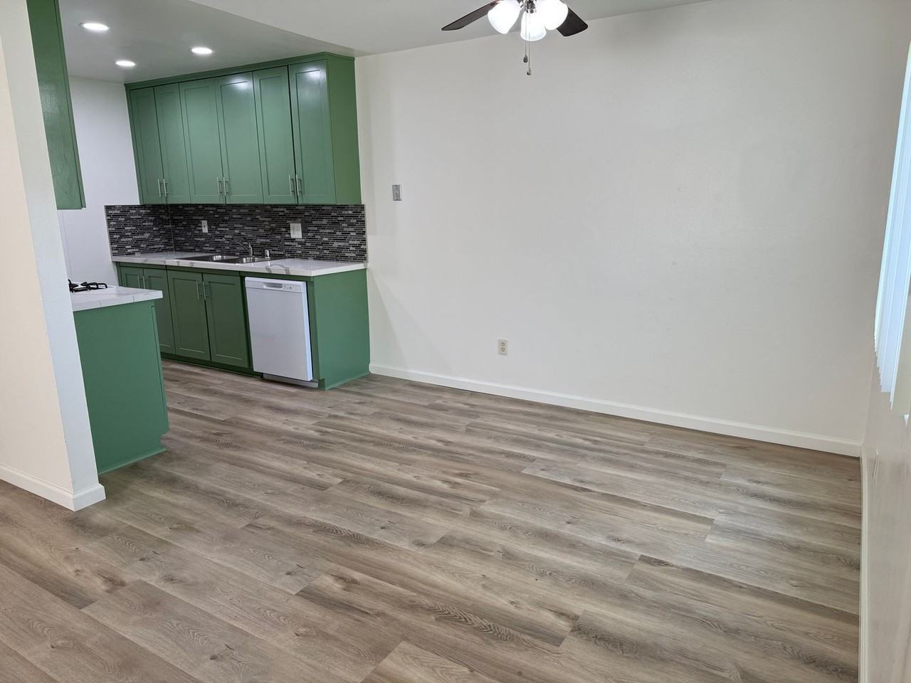 4738 Elderwood Ct #A - Photo 5 of 26