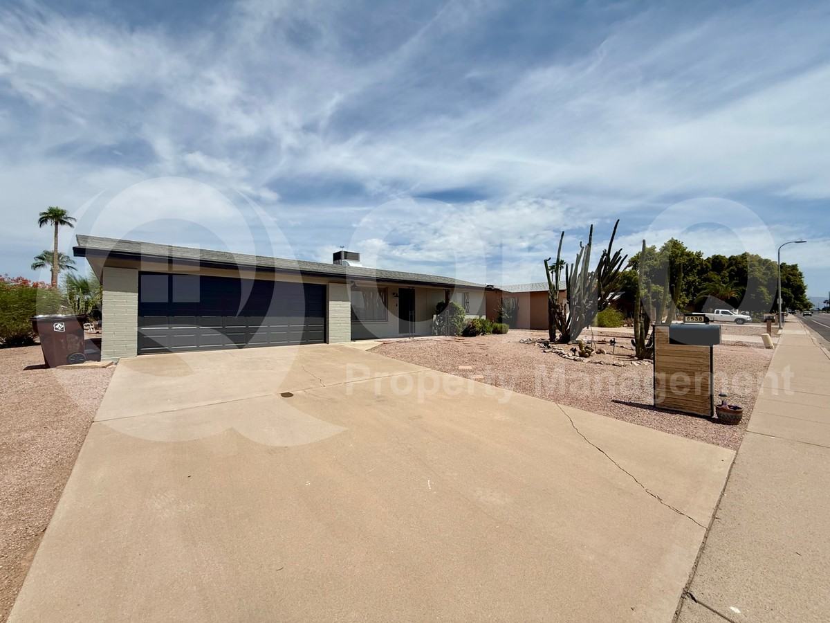 6538 E Adobe Rd - Photo 2 of 3