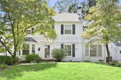 324 Oakley Ln - Photo 1 of 1