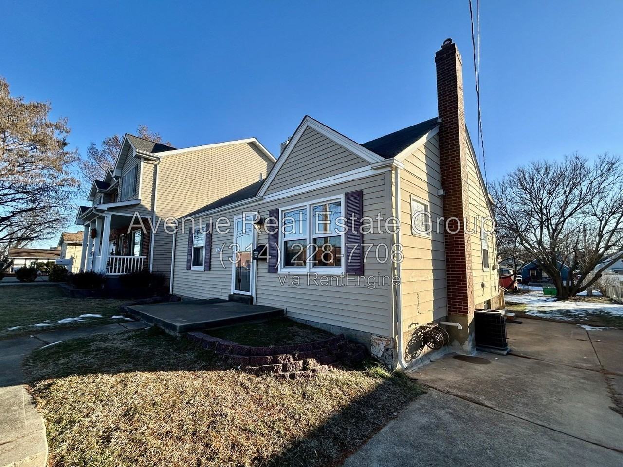 2228 January Ave - Photo 2 of 19