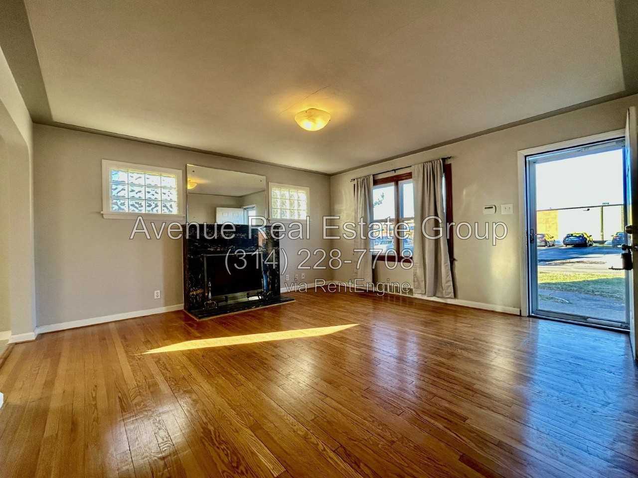 2228 January Ave - Photo 3 of 19