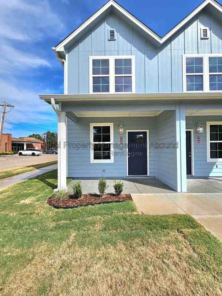 730 South Weenonah Avenue - Photo 2 of 27