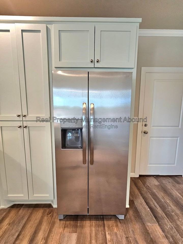 730 South Weenonah Avenue - Photo 6 of 27