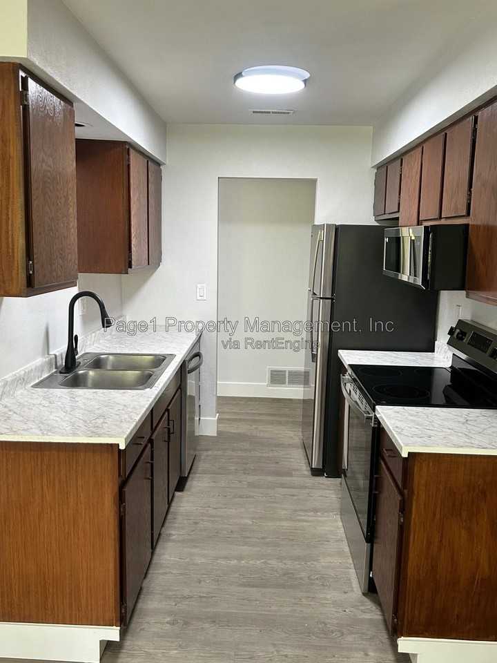 3817 Sage Dr #A - Photo 6 of 7