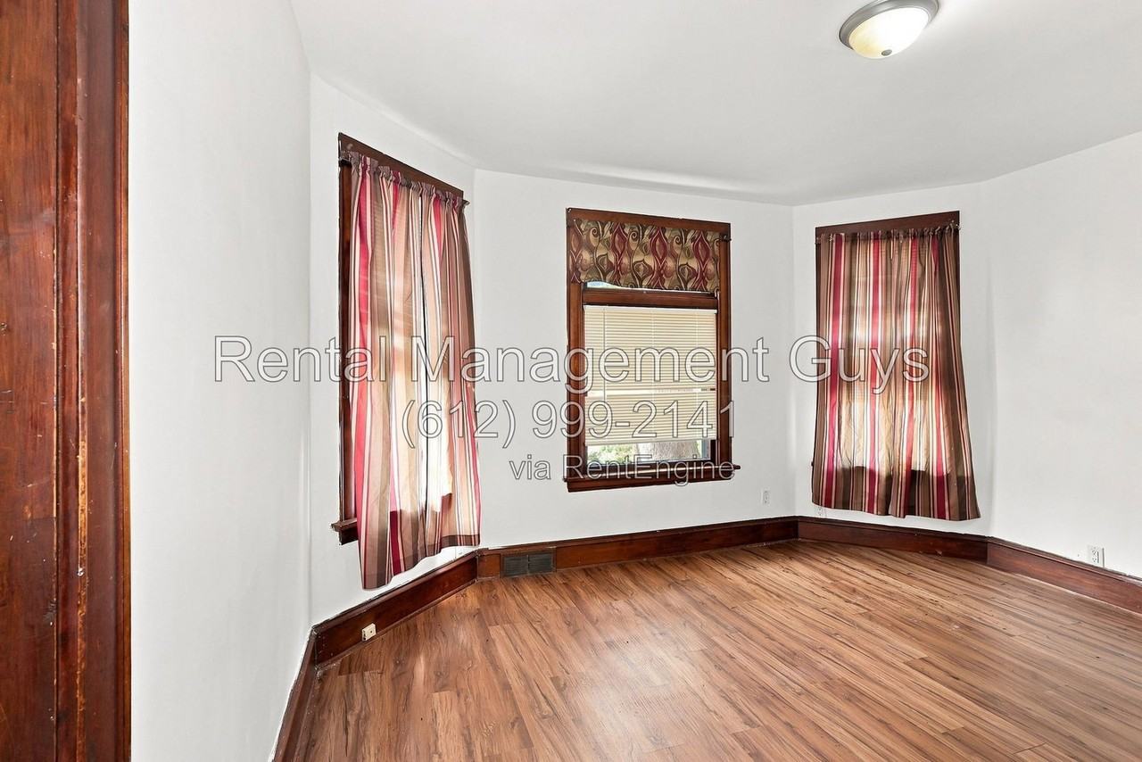 584 Magnolia Ave E #1 - Photo 4 of 14