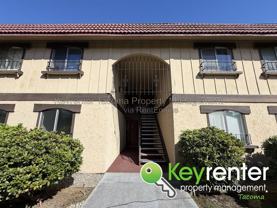 1003 S Pearl St #B6 - Photo 1 of 1